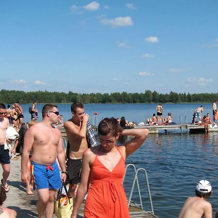 Resort Piaseczno Rozpłucie Kültér fotó