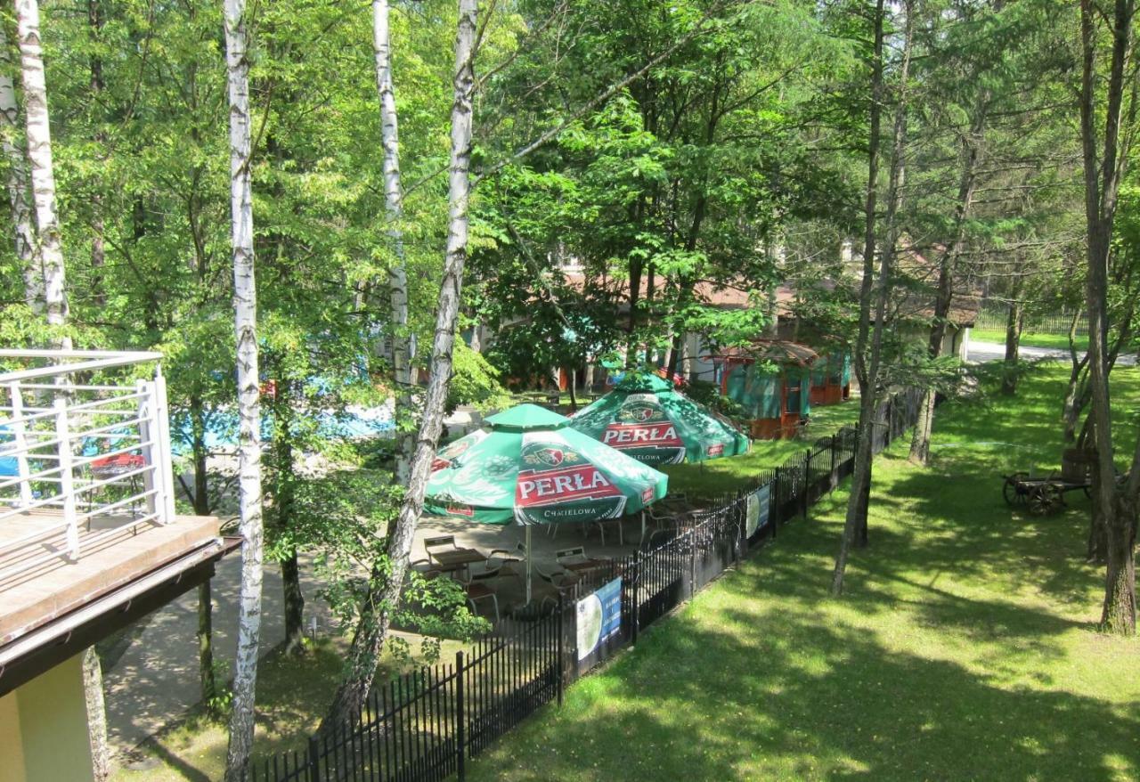 Resort Piaseczno Rozpłucie Kültér fotó